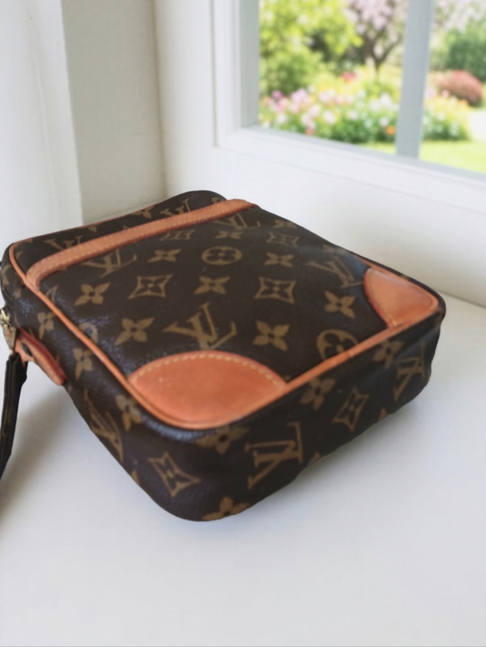 Louis Vuitton Monogram Danube Crossbody Bag Vintage 1995 ✨ COA - Picture 11 of 16